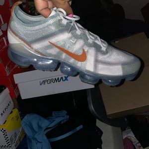 Men’s Vapormax.  **SOLD**